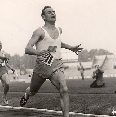 1942	Ingvar Bengtsson (1922-2001), Söderhamns IF. Friidrott.